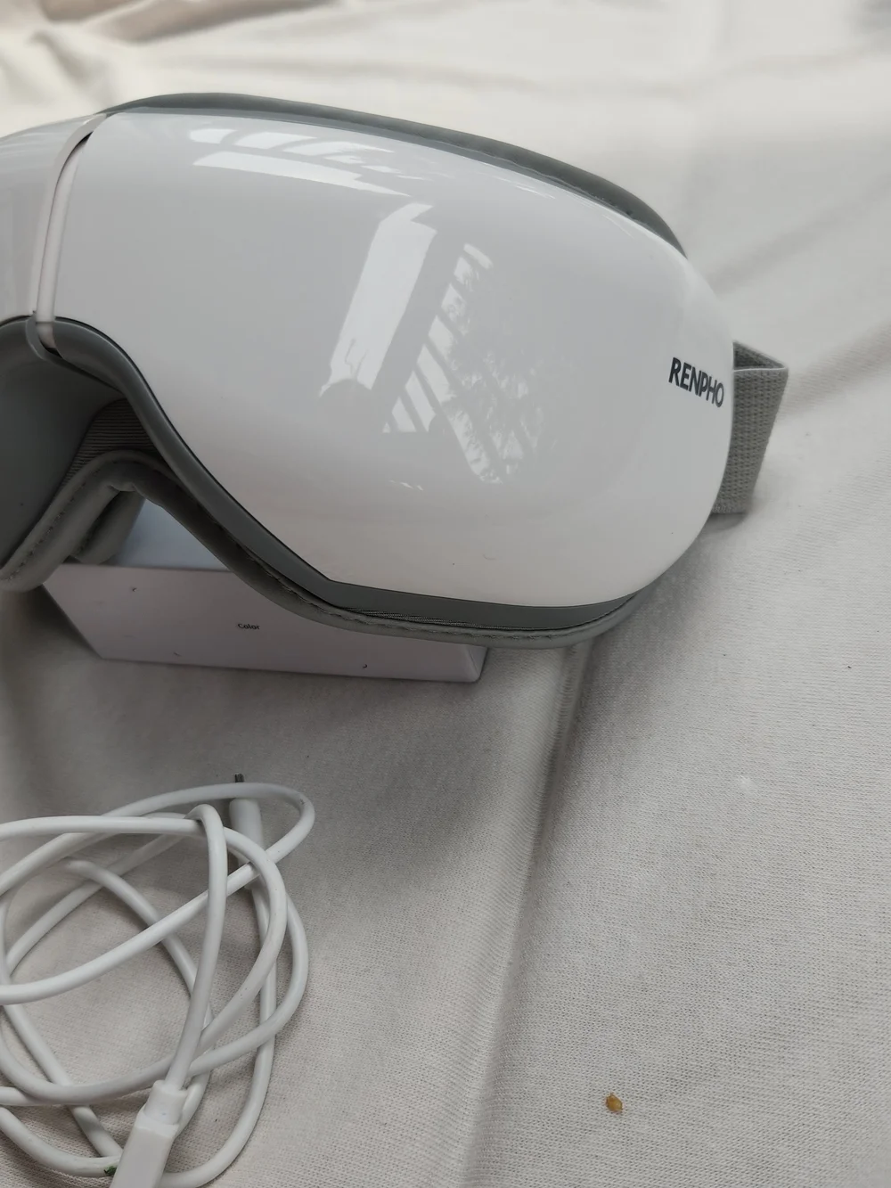Renpho Eye Massager with Music and Adjustable Strap